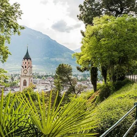 Apartmán Rennweg 114 *