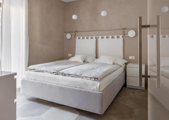 Rennweg 114 * Μεράνο